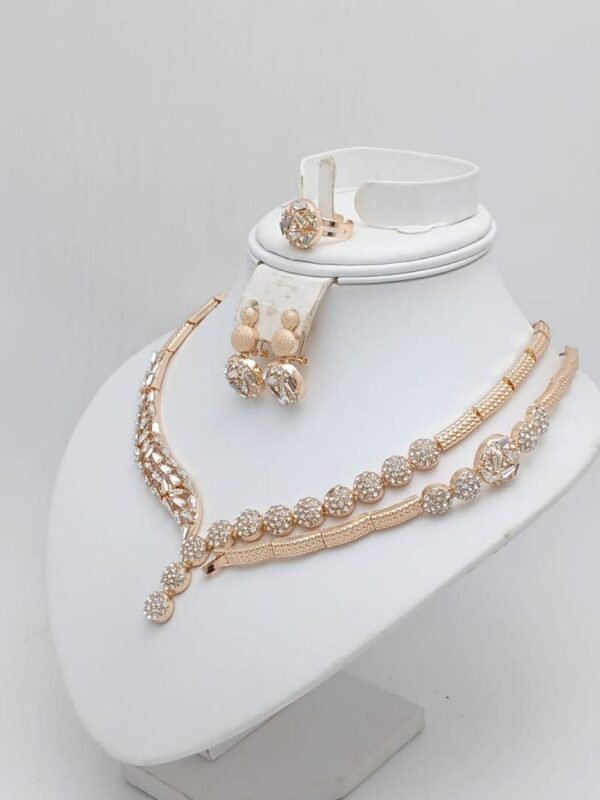 Beautiful complete necklace sets - View 1 | Tomis Store Nigeria