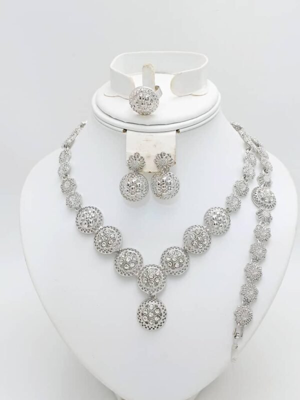 Ladies Necklace Set 4